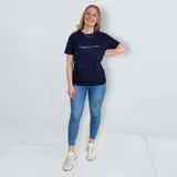 Stimmungsbild zu T-Shirt "Gewöhn dich an Anders" - navyblau
