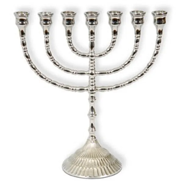 Produktbild des Artikels Menorah groß - silberfarben ()