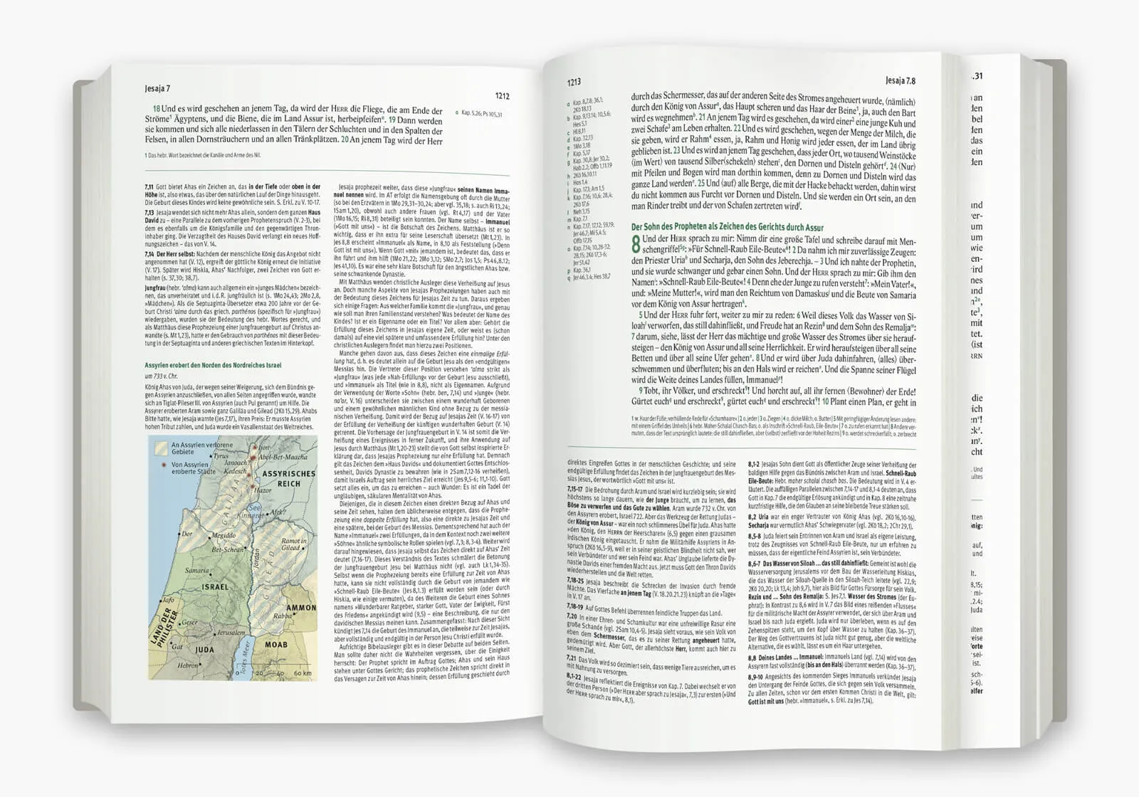 Doppelseite aus dem Innenteil der Studienbibel