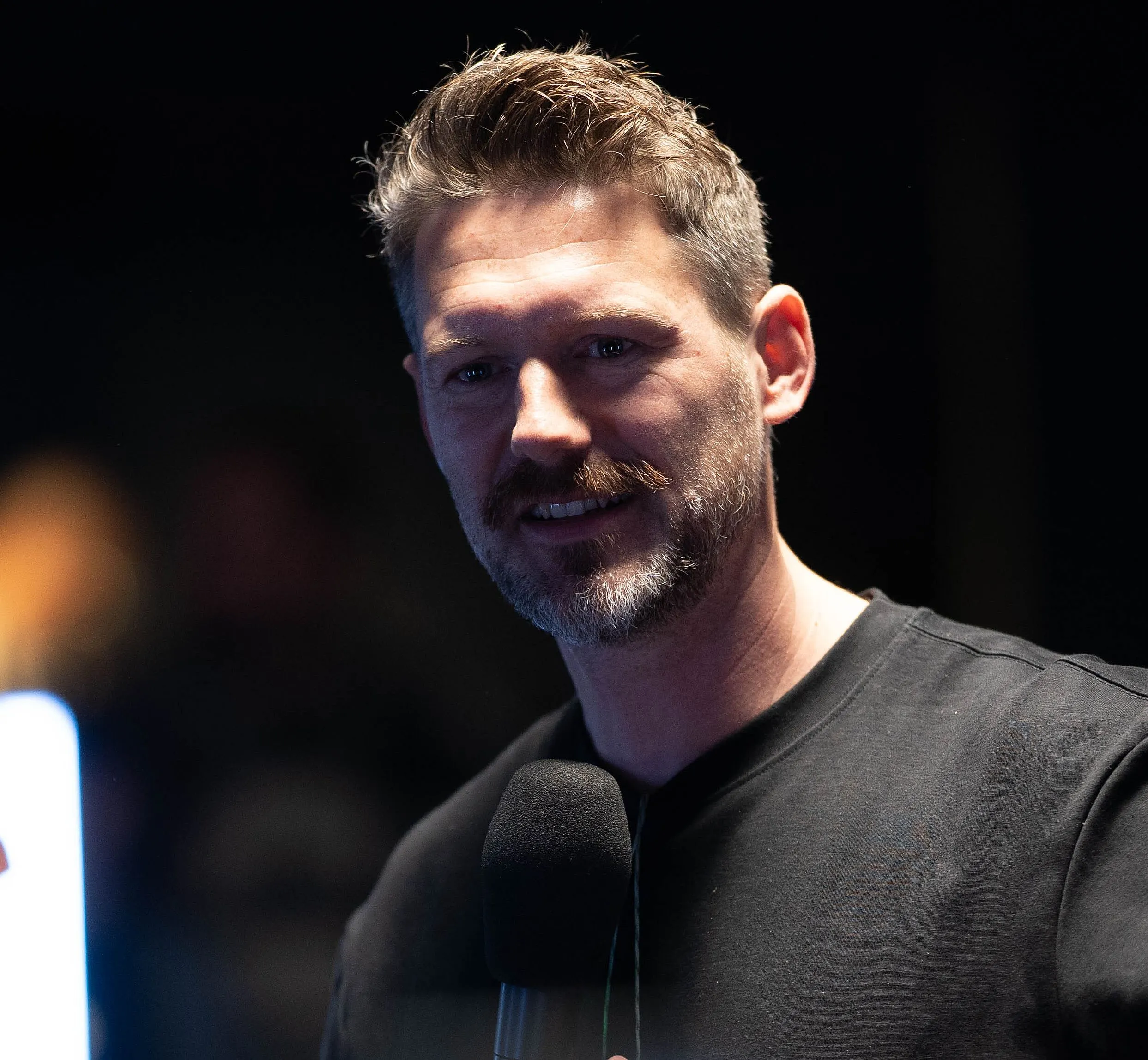 Mitten unter uns News