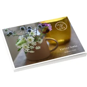 Produktbild des Artikels kleine Geste - Postkartenbuch (Schreibwaren - Kartoniert)