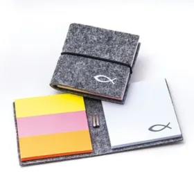 Produktbild des Artikels Haftnotizblock in Filzumschlag (Schreibwaren)