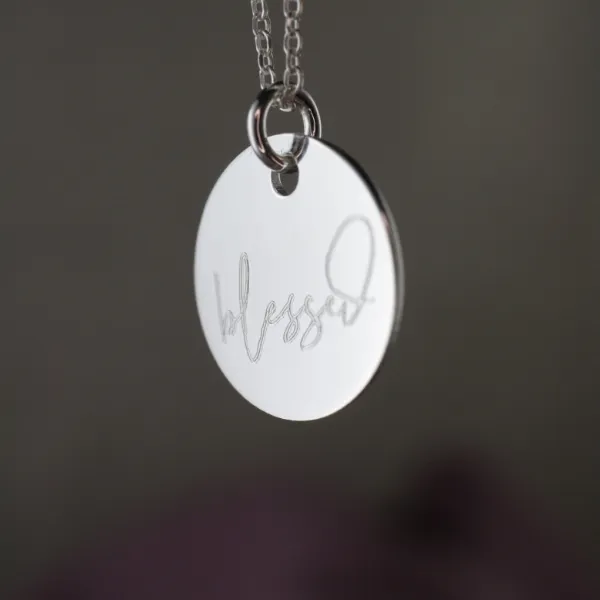 Produktbild des Artikels Kette mit Anhänger "blessed" silber ()